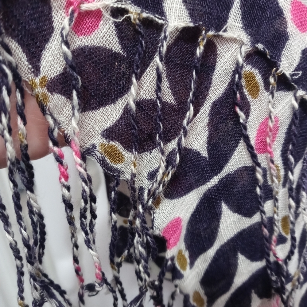 Spartina 449 Handcrafted Fashion Scarf With Fringe 71x23 - Picture 6 of 9